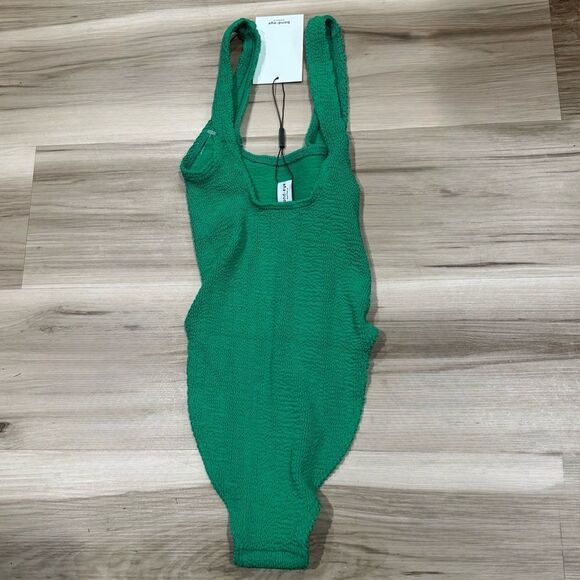 NEW Bond-Eye Australia The Authentic Crinkle One Piece Swimsuit Women’s OS Green - Picture 3 of 6